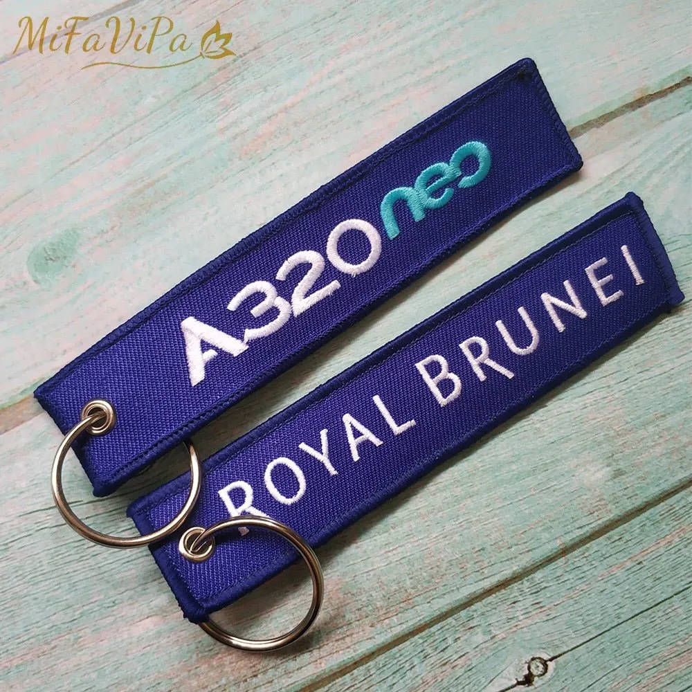 2 PCS A ROYAL BRUNEI SIDE B A320 EMBROIDERY KEY CHAIN