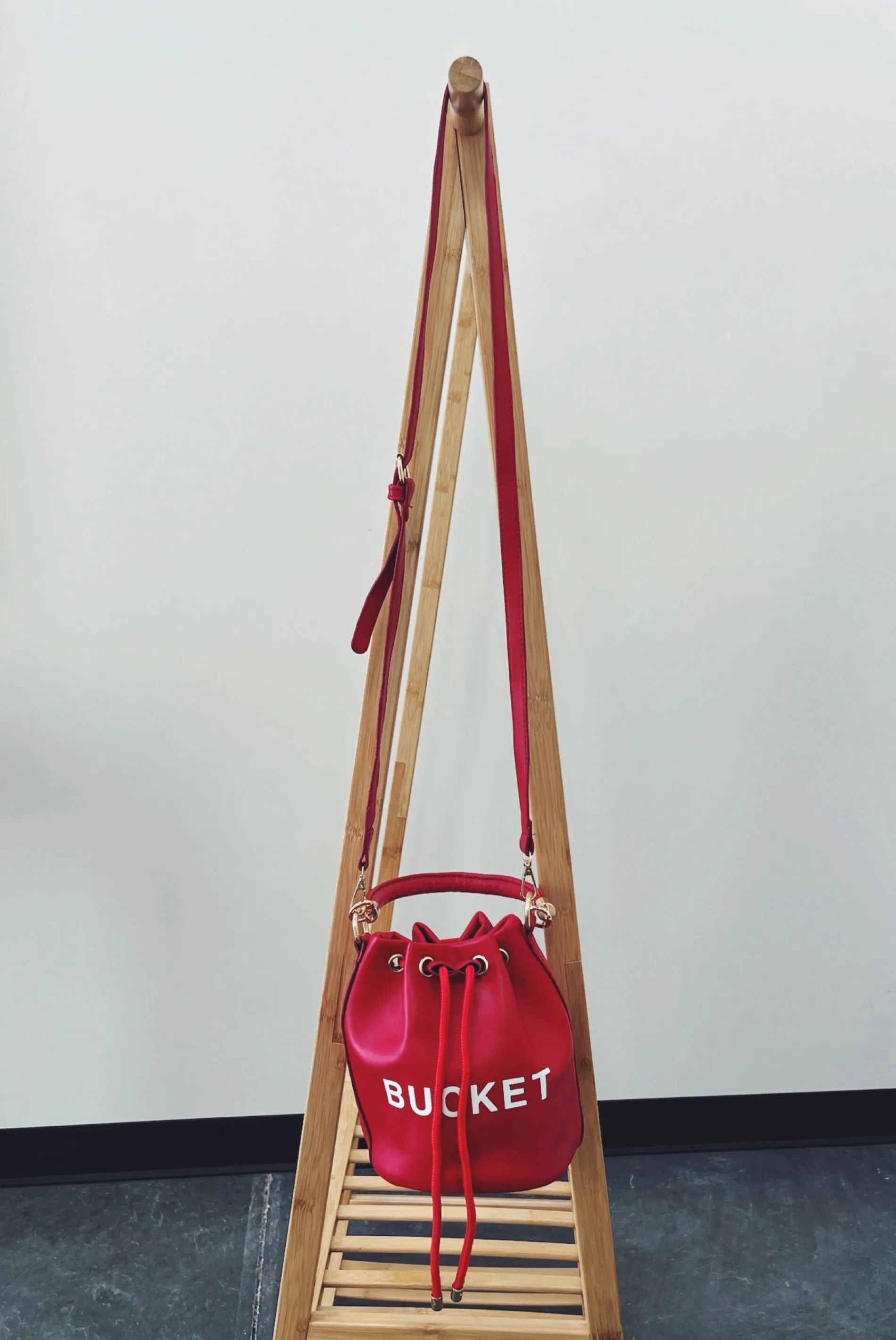 BUCKET BAG