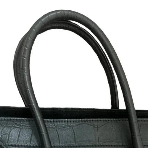 CELINE 
Crocodile Embossed Calfskin Medium Phantom Luggage Black