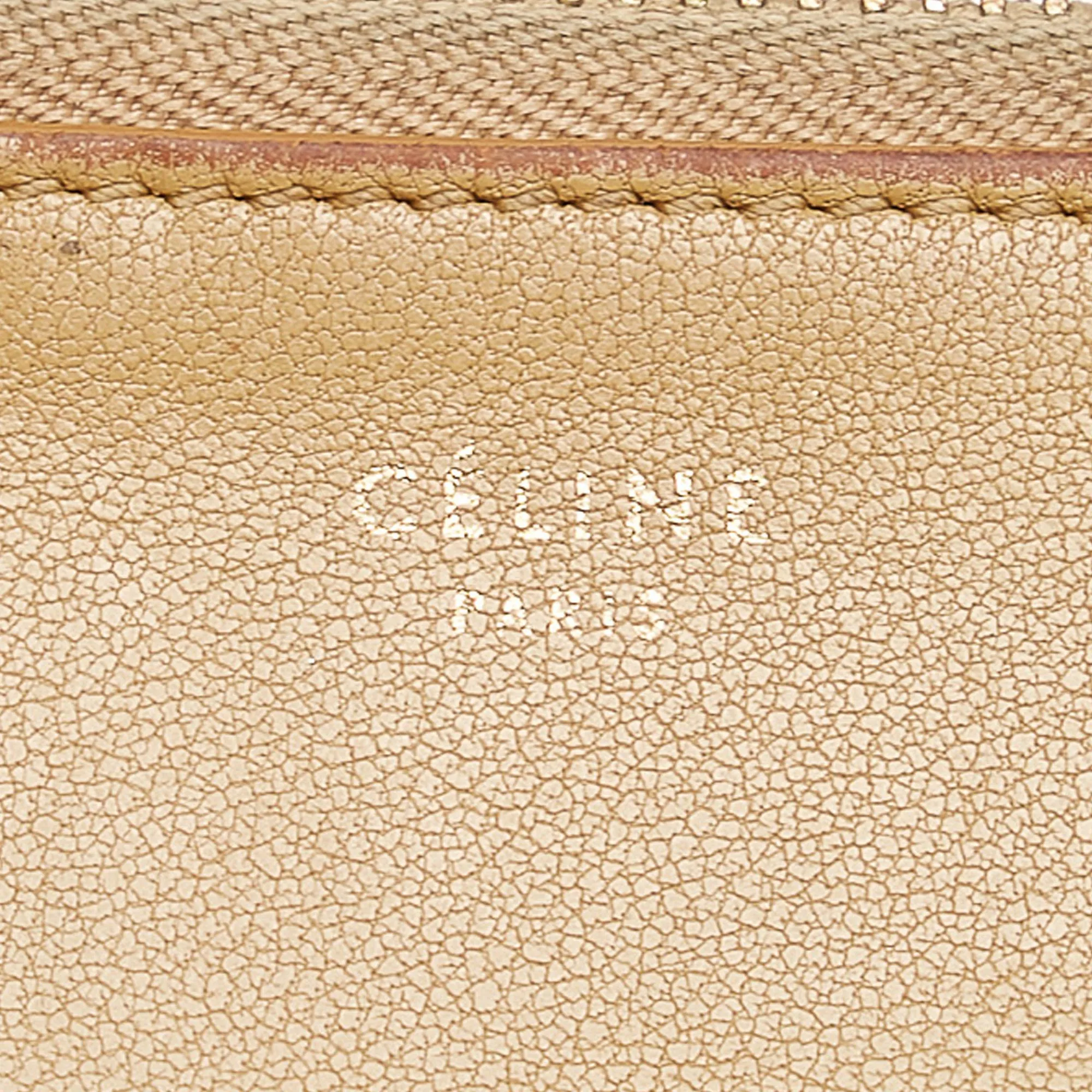 Celine Solo Bicolor Leather Clutch Bag (SHG-27825)