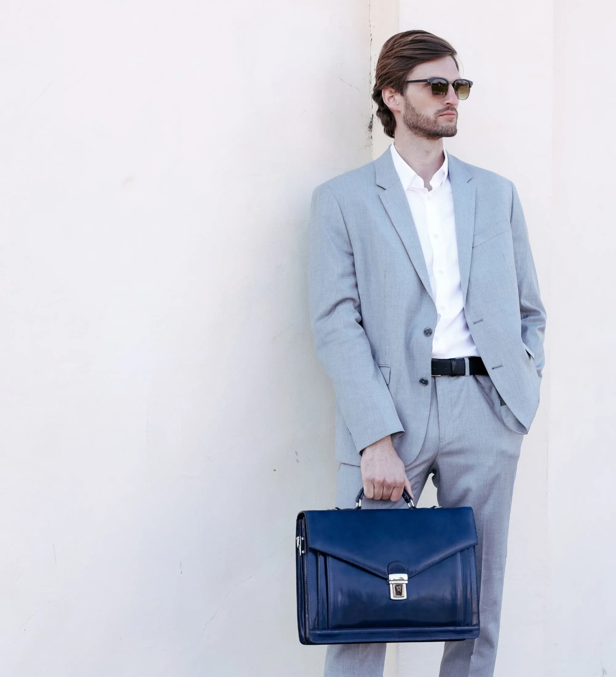 Classic Design Leather Briefcase - The Magus