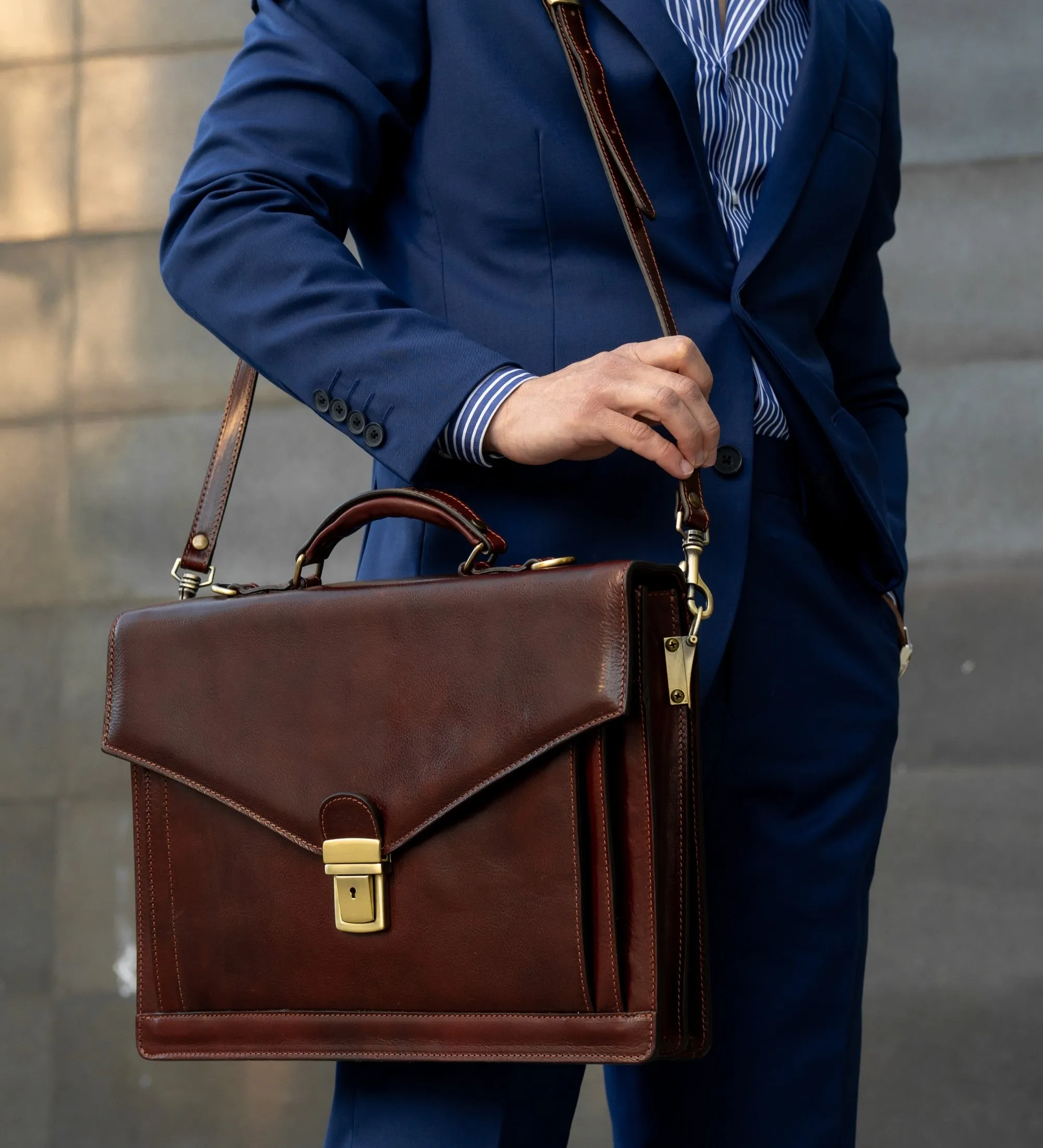 Classic Design Leather Briefcase - The Magus