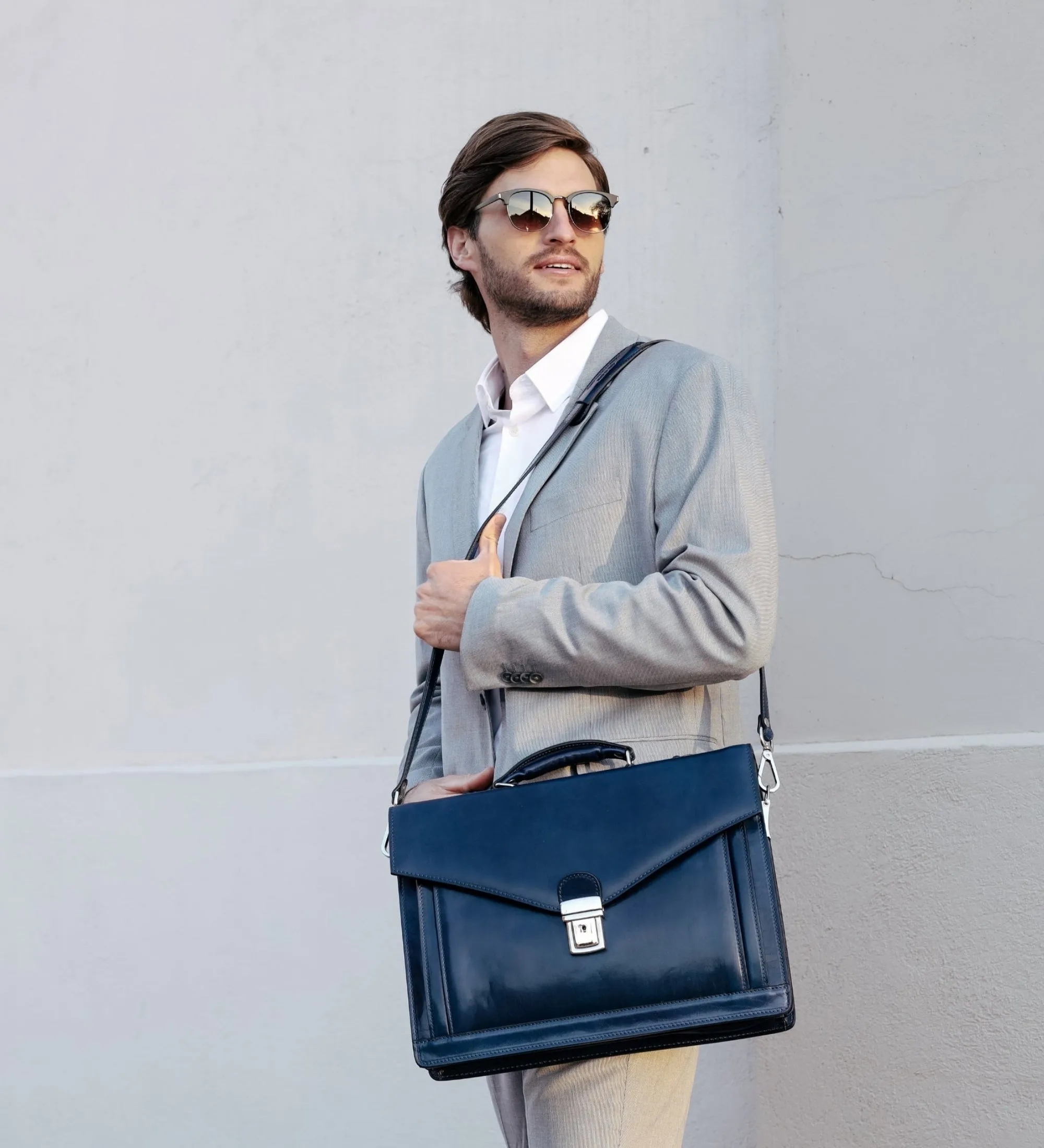 Classic Design Leather Briefcase - The Magus