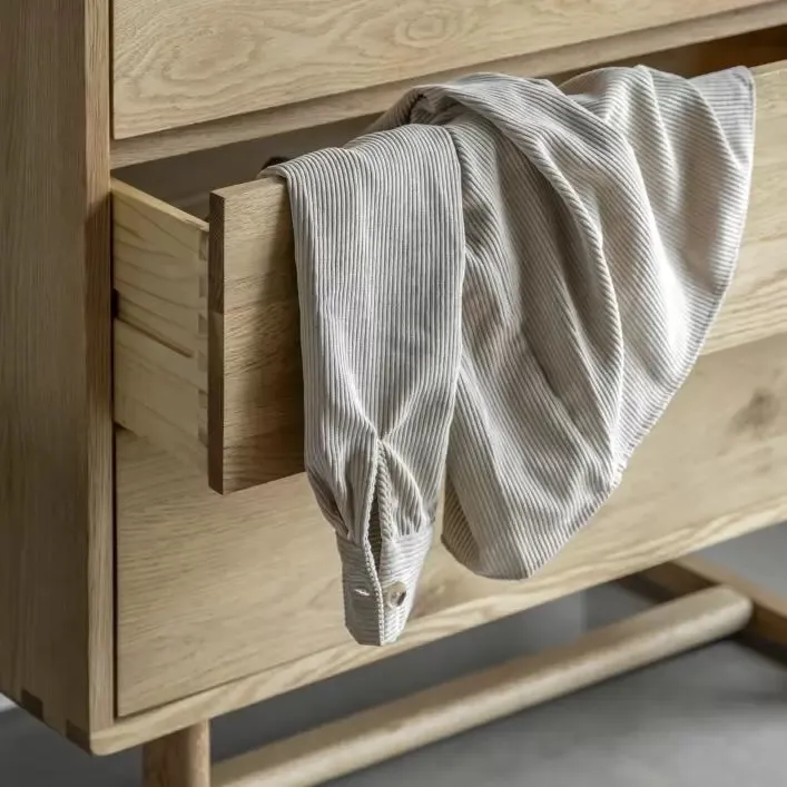 DENMARK | CHEST OF DRAWERS