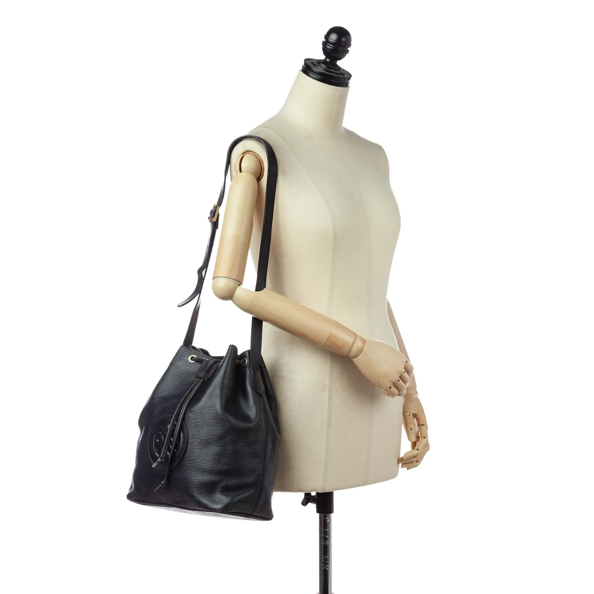 Fendi Mon Tresor Leather Bucket Bag (SHG-37488)