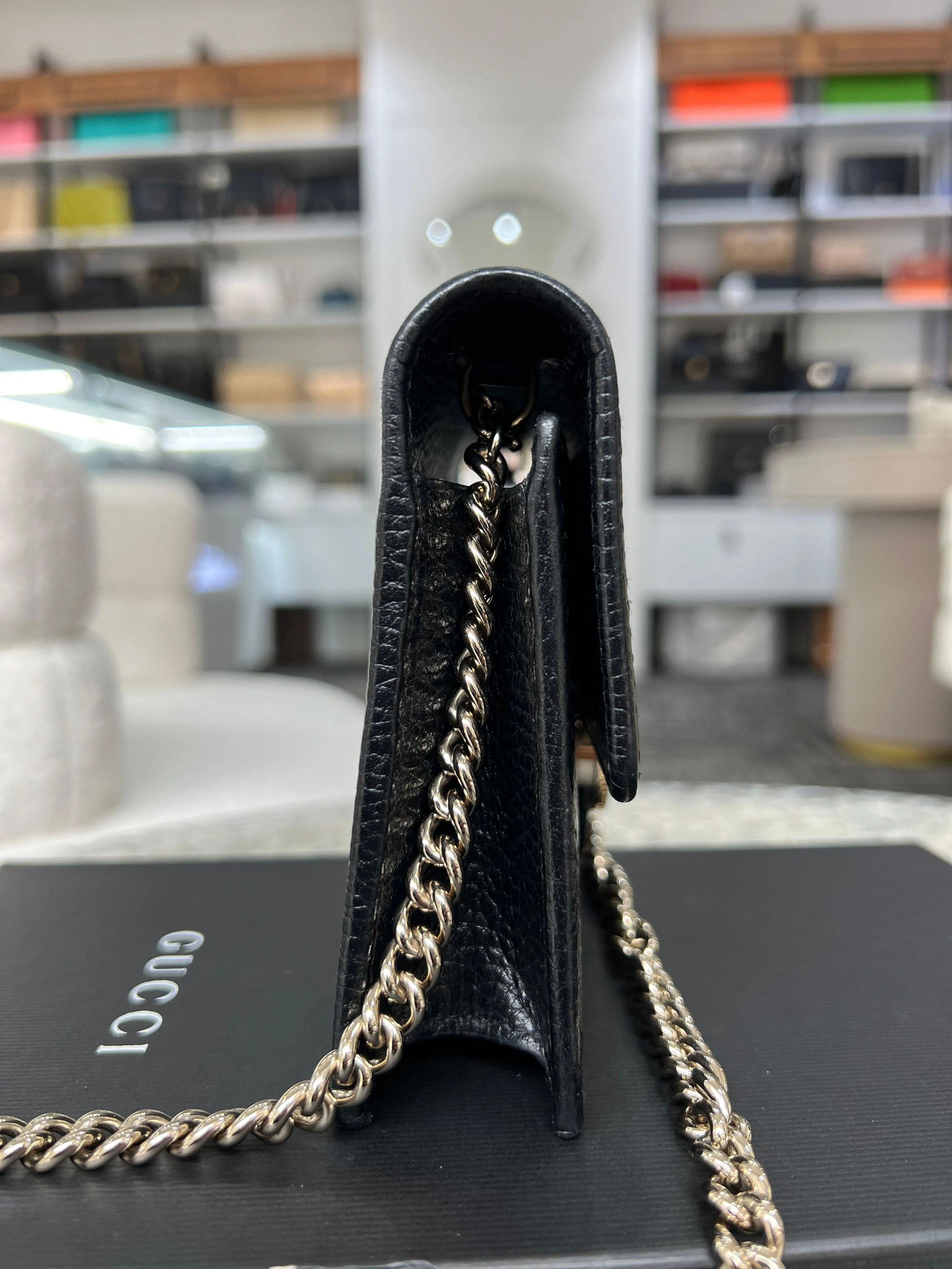 GUCCI Icon GG Interlocking Wallet On Chain Black