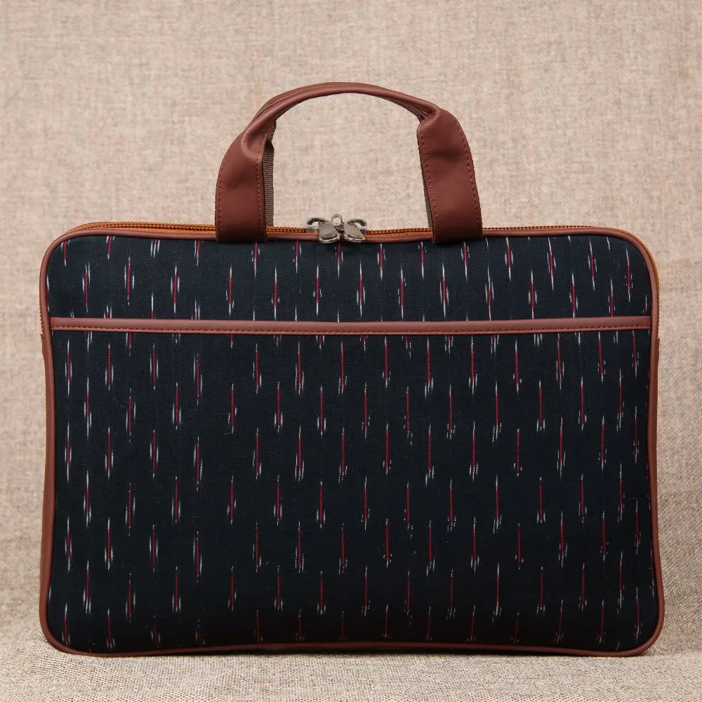 Ikat GreRed Laptop Sleeve