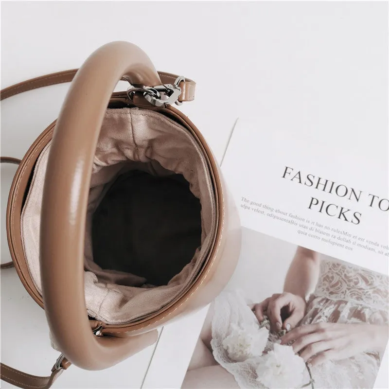 Leather Bucket Bag With Thick Handle