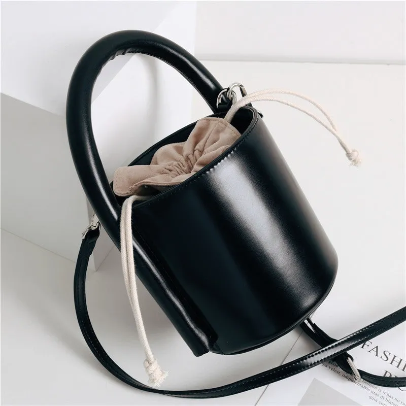 Leather Bucket Bag With Thick Handle