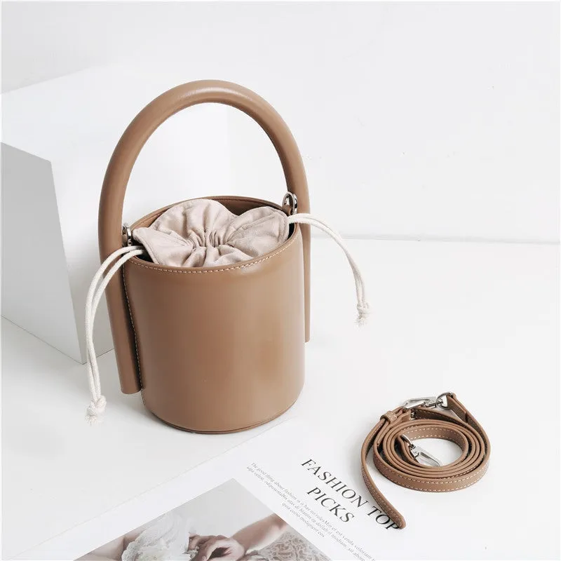 Leather Bucket Bag With Thick Handle