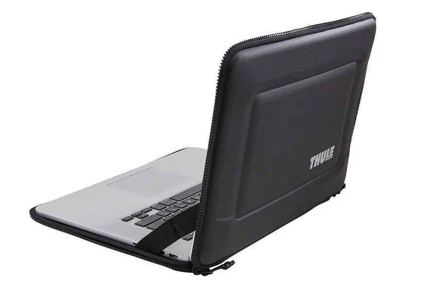 Thule Gauntlet 3.0 MacBook Sleeve in Black