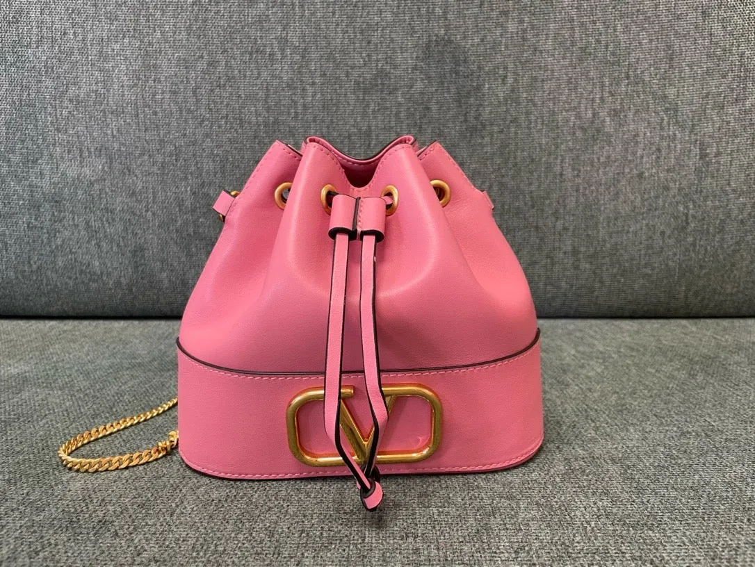 VLTN090 Mini Bucket Bag / W7.8xH6.6xD3.3 in / HIGHEST QUALITY VERSION